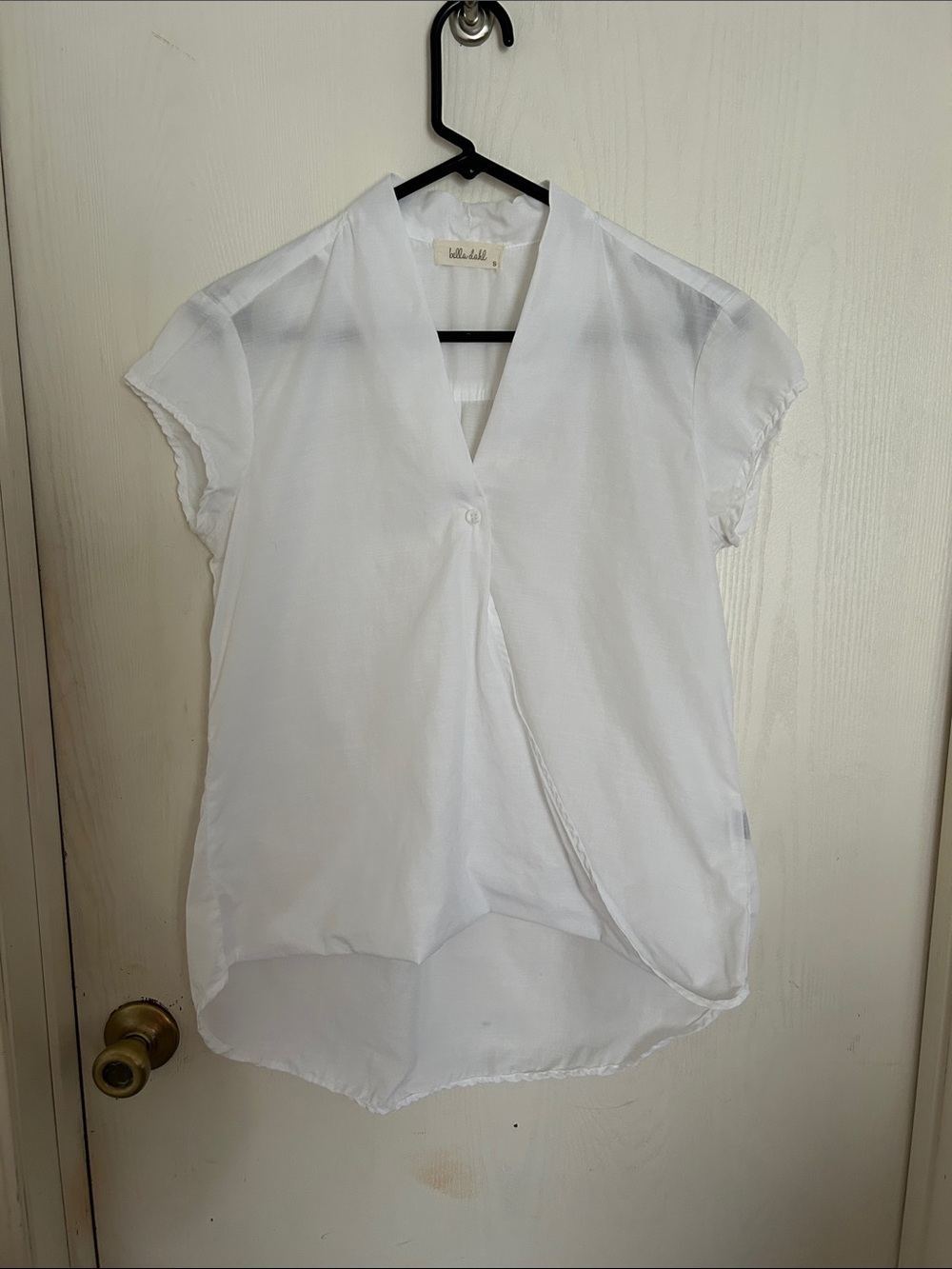 Bella Dahl White V-Neck Cap Sleeve Draped Blouse
